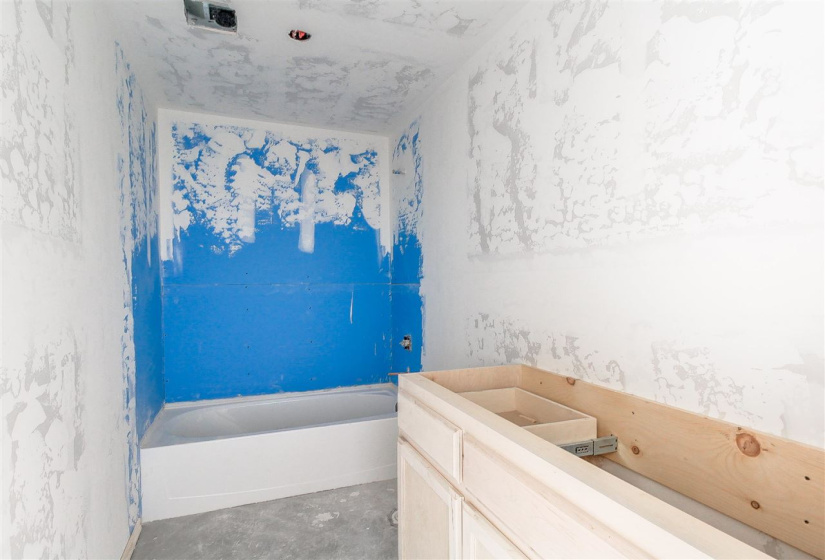 5 Bedrooms Bedrooms, ,3 BathroomsBathrooms,Residential,Single Family,Cover,1,131872