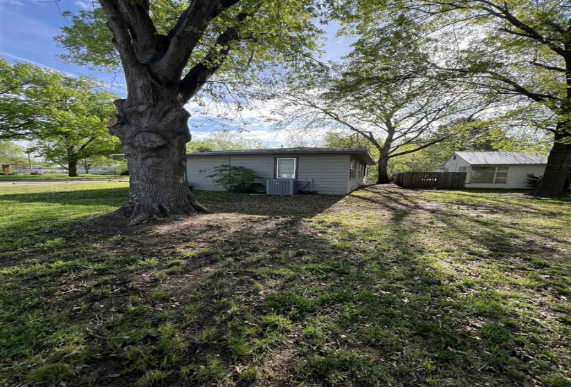 4 Bedrooms Bedrooms, 0 ,1 BathroomBathrooms,Residential,Single Family,10th,1,131881