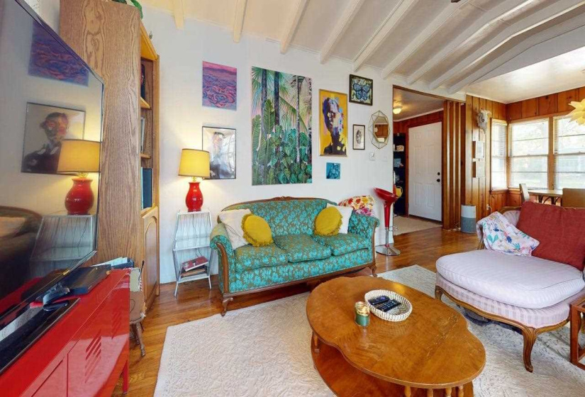 4 Bedrooms Bedrooms, 0 ,1 BathroomBathrooms,Residential,Single Family,10th,1,131881
