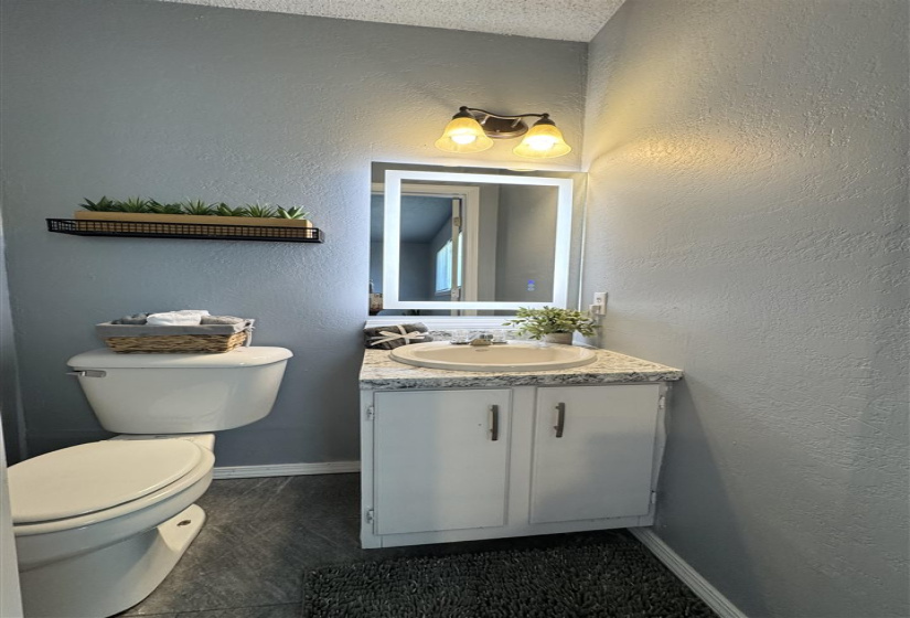 3 Bedrooms Bedrooms, ,1 BathroomBathrooms,Residential,Single Family,Thompson,1,131887