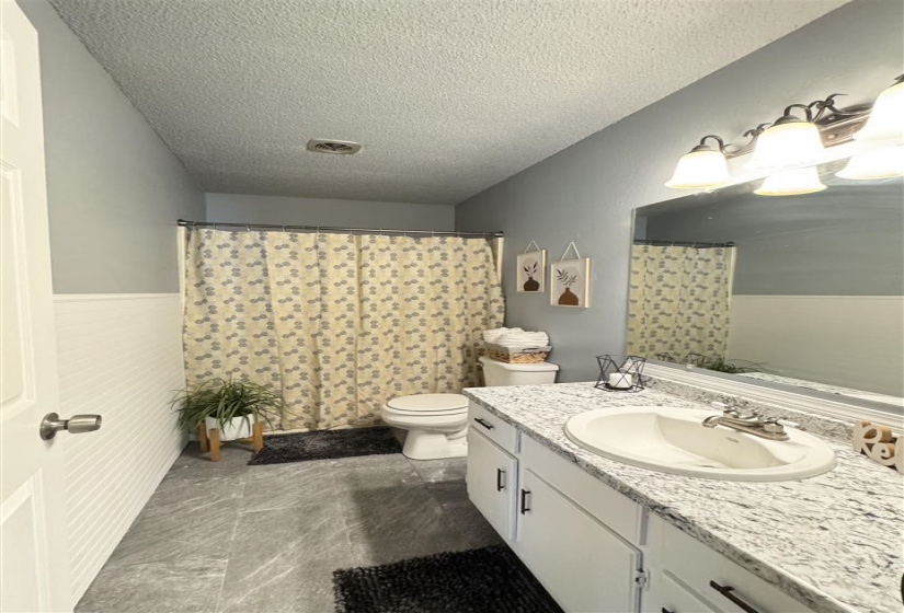 3 Bedrooms Bedrooms, ,1 BathroomBathrooms,Residential,Single Family,Thompson,1,131887