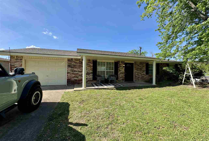 3 Bedrooms Bedrooms, ,1 BathroomBathrooms,Residential,Single Family,Thompson,1,131887