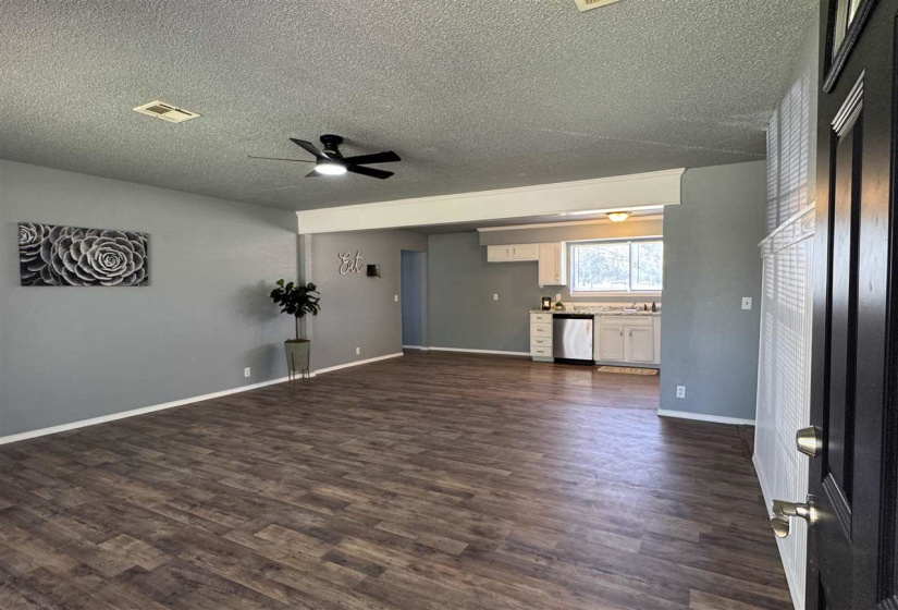3 Bedrooms Bedrooms, ,1 BathroomBathrooms,Residential,Single Family,Thompson,1,131887