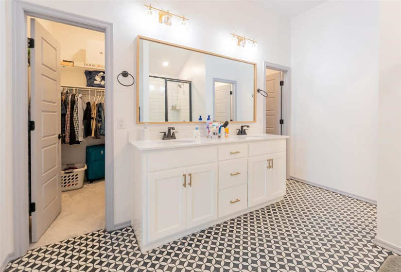 3 Bedrooms Bedrooms, ,2 BathroomsBathrooms,Residential,Single Family,Pintail,1,131889
