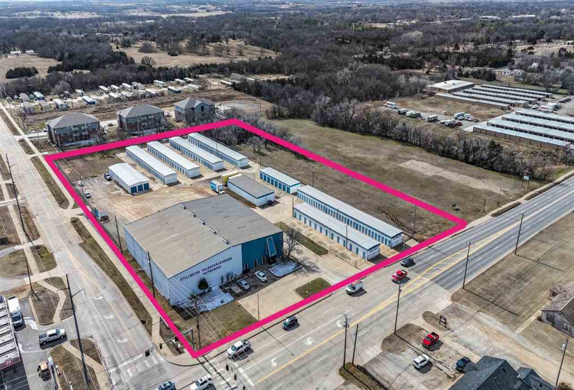 31 BathroomsBathrooms,Commercial/industrial,Commercial,6th,1,131902