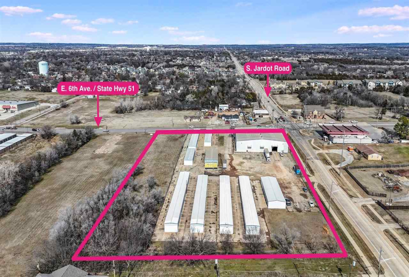 31 BathroomsBathrooms,Commercial/industrial,Commercial,6th,1,131902