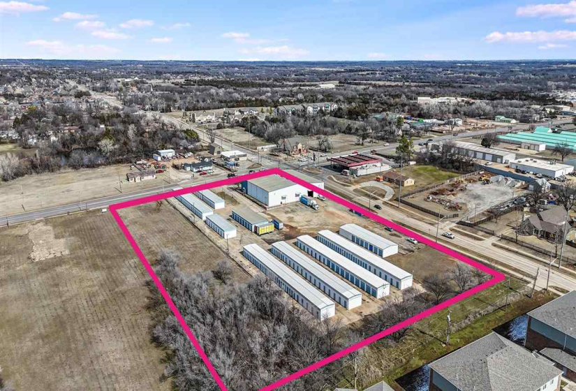 31 BathroomsBathrooms,Commercial/industrial,Commercial,6th,1,131902