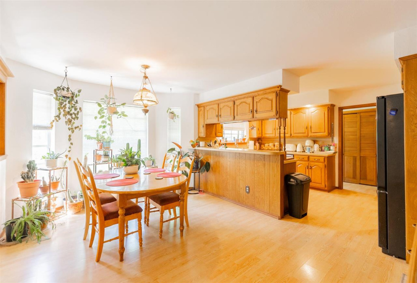 4 Bedrooms Bedrooms, ,2 BathroomsBathrooms,Residential,Single Family,El Camino,2,131901