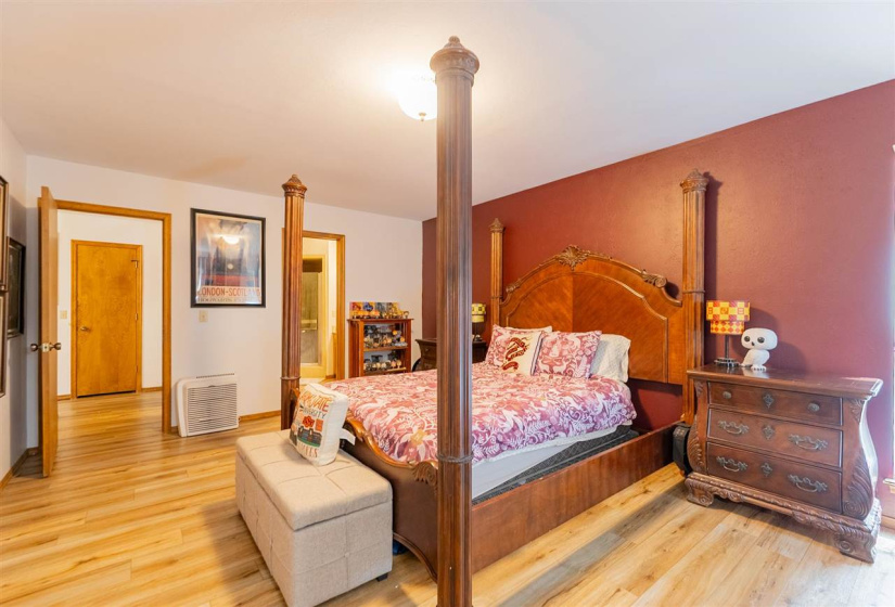 4 Bedrooms Bedrooms, ,2 BathroomsBathrooms,Residential,Single Family,El Camino,2,131901