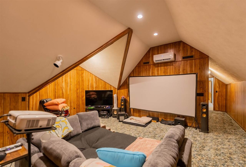 4 Bedrooms Bedrooms, ,2 BathroomsBathrooms,Residential,Single Family,El Camino,2,131901