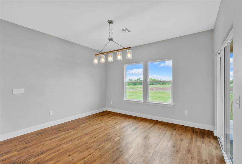 4 Bedrooms Bedrooms, ,2 BathroomsBathrooms,Residential,Single Family,Westchester Way,1,131904