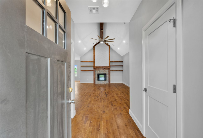4 Bedrooms Bedrooms, ,2 BathroomsBathrooms,Residential,Single Family,Westchester Way,1,131904