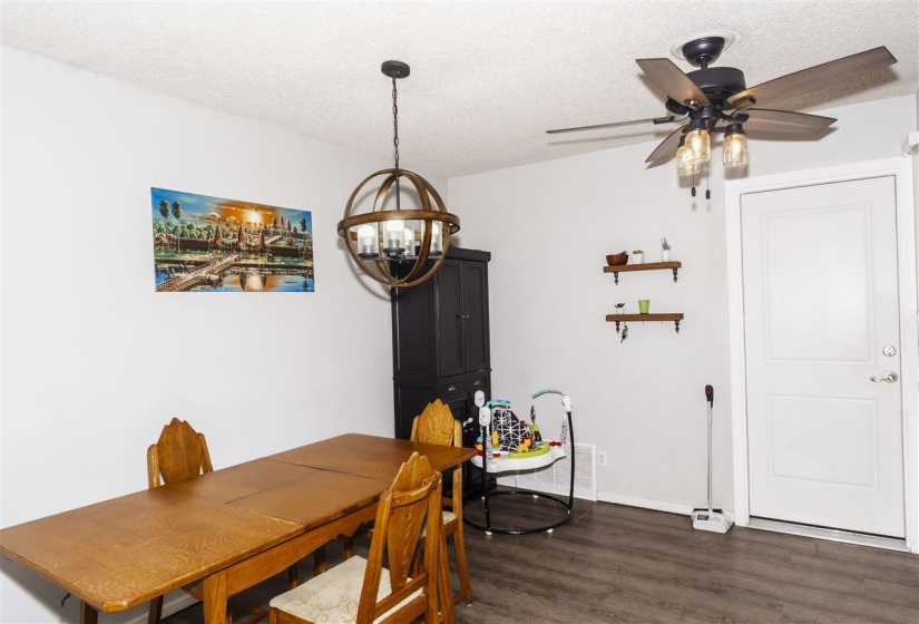 3 Bedrooms Bedrooms, 0 ,2 BathroomsBathrooms,Residential,Single Family,Sunset,1,131908