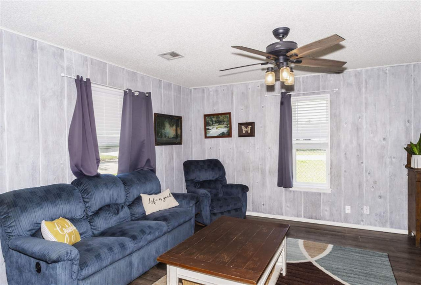 3 Bedrooms Bedrooms, 0 ,2 BathroomsBathrooms,Residential,Single Family,Sunset,1,131908