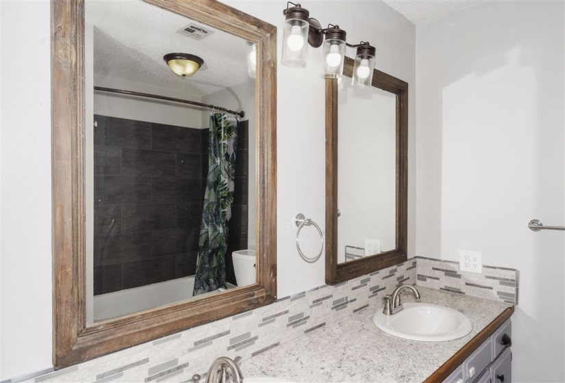 3 Bedrooms Bedrooms, 0 ,2 BathroomsBathrooms,Residential,Single Family,Sunset,1,131908