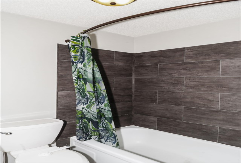 3 Bedrooms Bedrooms, 0 ,2 BathroomsBathrooms,Residential,Single Family,Sunset,1,131908