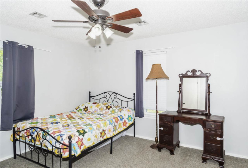 3 Bedrooms Bedrooms, 0 ,2 BathroomsBathrooms,Residential,Single Family,Sunset,1,131908