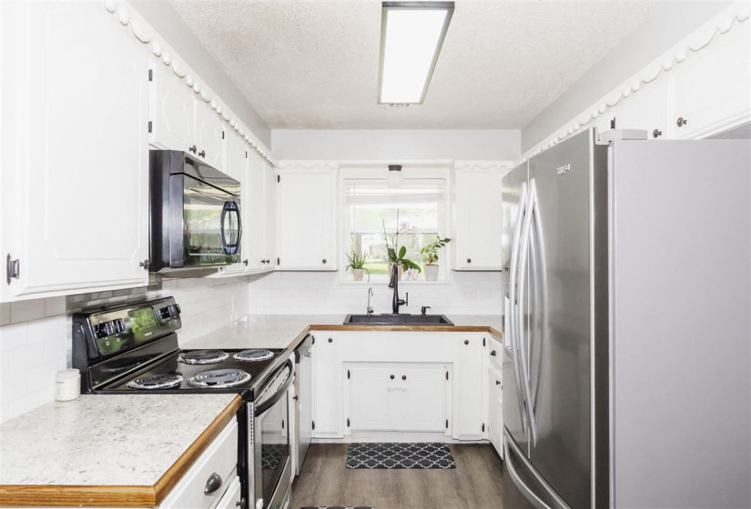 3 Bedrooms Bedrooms, 0 ,2 BathroomsBathrooms,Residential,Single Family,Sunset,1,131908