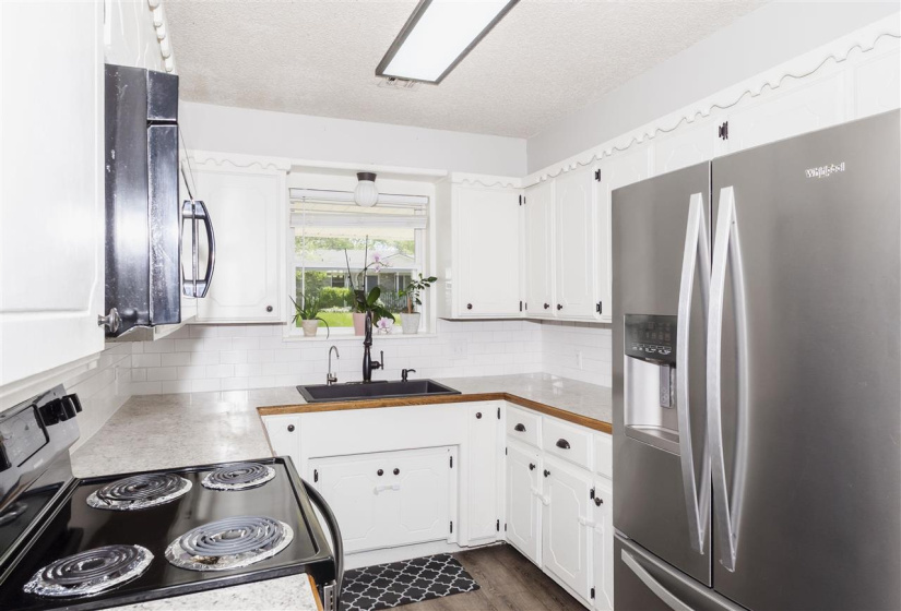 3 Bedrooms Bedrooms, 0 ,2 BathroomsBathrooms,Residential,Single Family,Sunset,1,131908