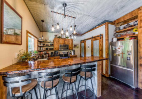 2 Bedrooms Bedrooms, ,1 BathroomBathrooms,Residential,Single Family,80th St,1,131909