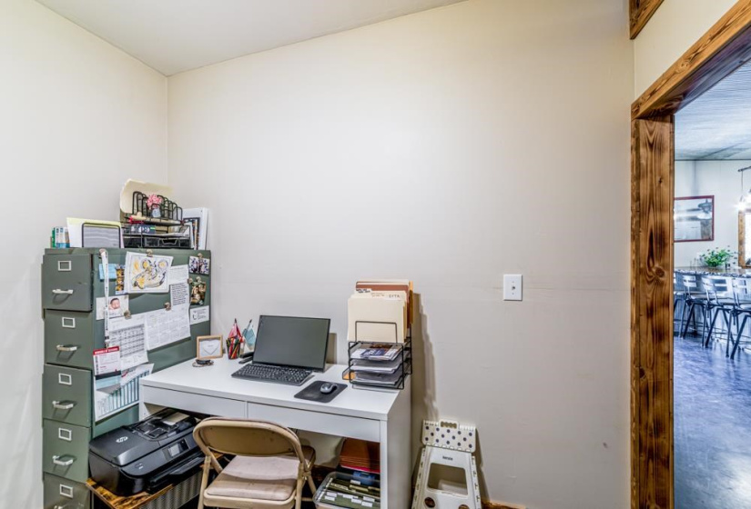 2 Bedrooms Bedrooms, ,1 BathroomBathrooms,Residential,Single Family,80th St,1,131909