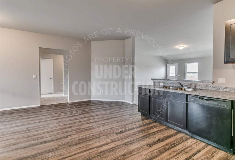 3 Bedrooms Bedrooms, ,2 BathroomsBathrooms,Residential,Single Family,Hilltop,1,131922