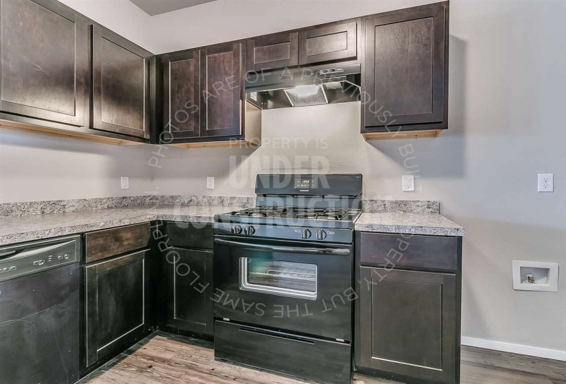 3 Bedrooms Bedrooms, ,2 BathroomsBathrooms,Residential,Single Family,Hilltop,1,131922
