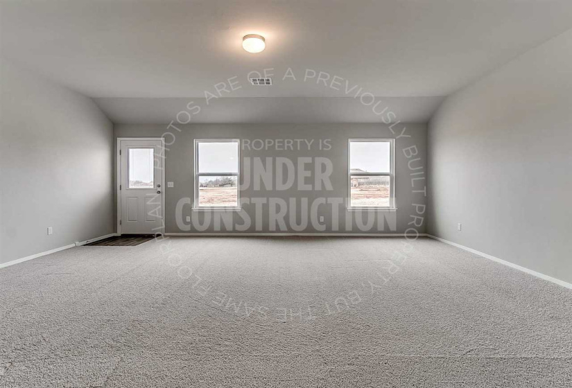 3 Bedrooms Bedrooms, ,2 BathroomsBathrooms,Residential,Single Family,Hilltop,1,131922