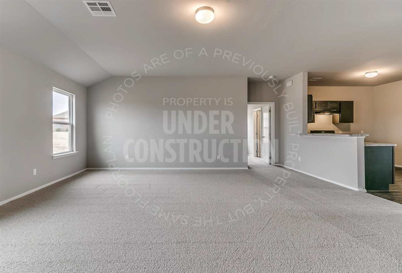 3 Bedrooms Bedrooms, ,2 BathroomsBathrooms,Residential,Single Family,Hilltop,1,131922