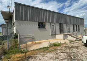 6 BathroomsBathrooms,Commercial/industrial,Commercial,Vine,2,131932