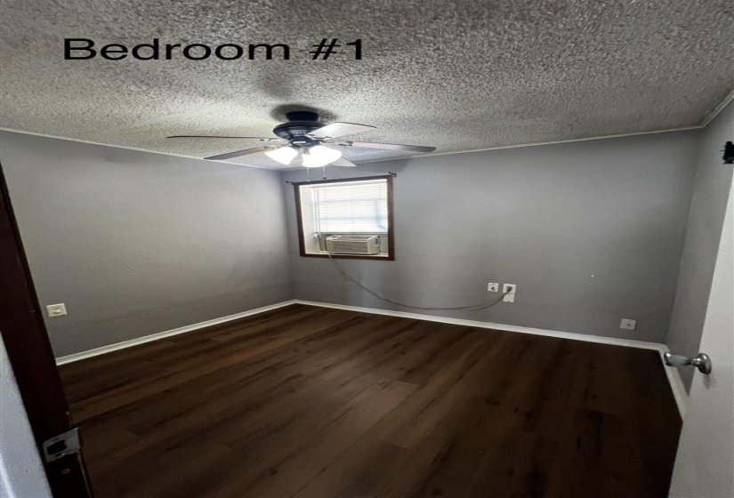 3 BathroomsBathrooms,Multi-family,Duplex,Allen,1,131934