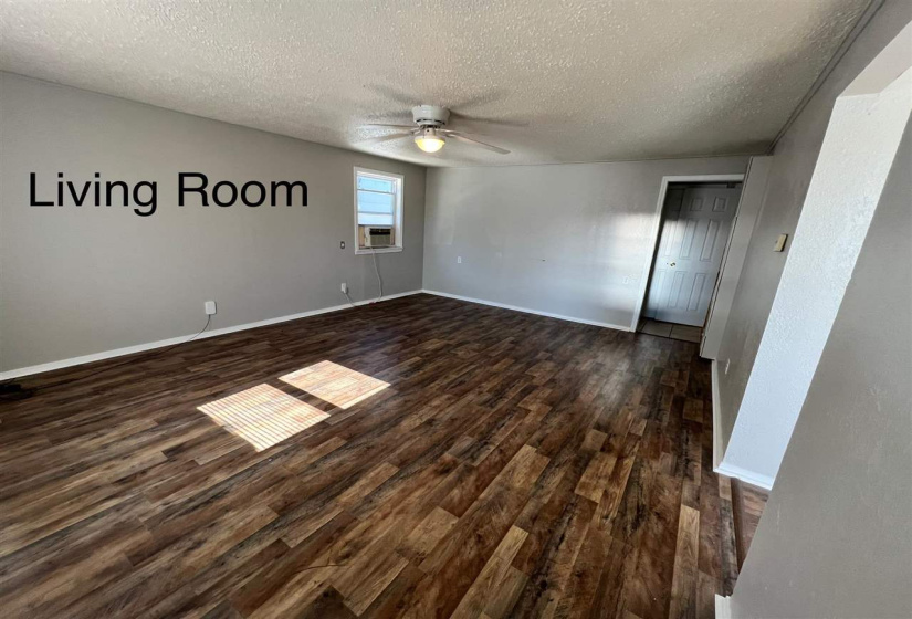 3 BathroomsBathrooms,Multi-family,Duplex,Allen,1,131934
