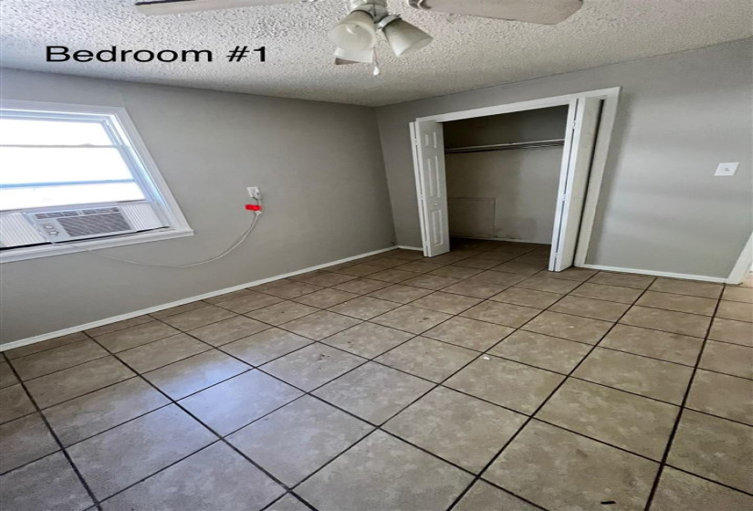 3 BathroomsBathrooms,Multi-family,Duplex,Allen,1,131934