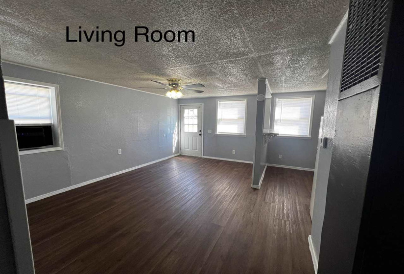 3 BathroomsBathrooms,Multi-family,Duplex,Allen,1,131934