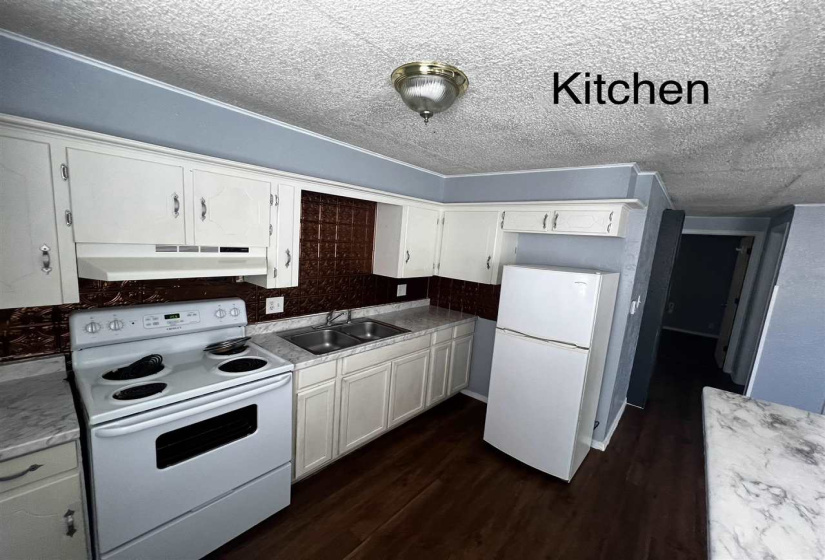 3 BathroomsBathrooms,Multi-family,Duplex,Allen,1,131934