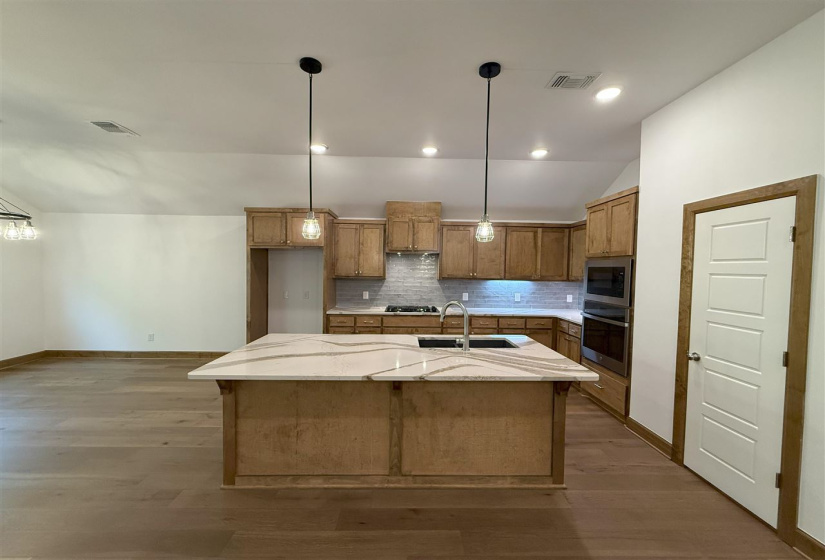 3 Bedrooms Bedrooms, ,2 BathroomsBathrooms,Residential,Single Family,Pintail,1,131931