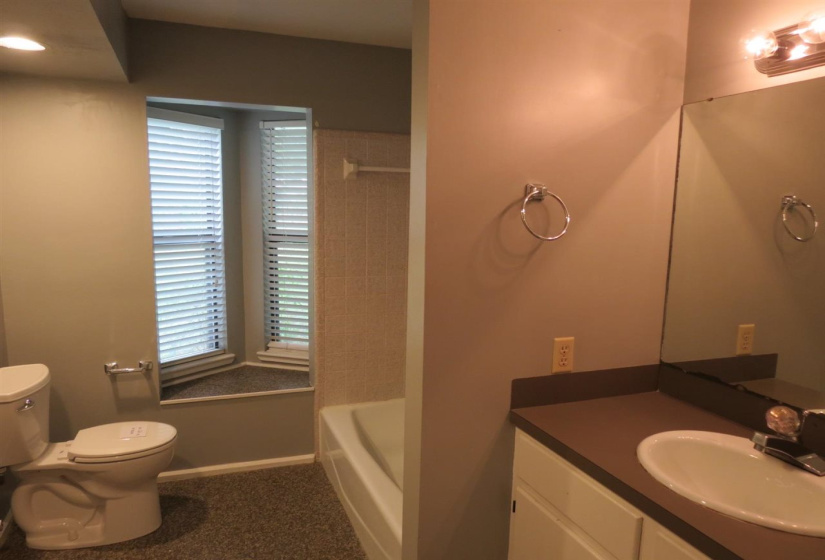 3 Bedrooms Bedrooms, ,2 BathroomsBathrooms,Residential,Single Family,Sunset,1,131933