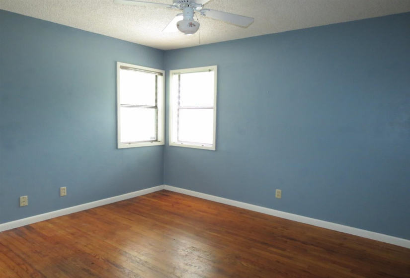 3 Bedrooms Bedrooms, ,2 BathroomsBathrooms,Residential,Single Family,Sunset,1,131933