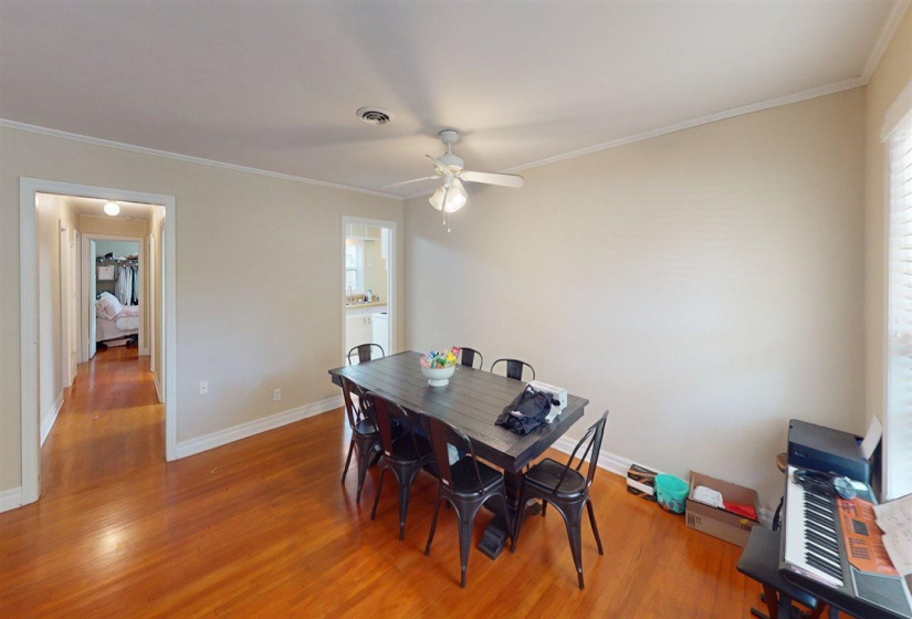 3 Bedrooms Bedrooms, ,2 BathroomsBathrooms,Residential,Single Family,9th,1,131936