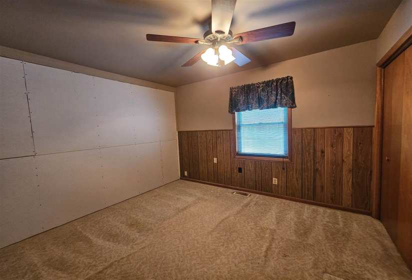 3 Bedrooms Bedrooms, ,2 BathroomsBathrooms,Residential,Single Family,Elm,1,131938
