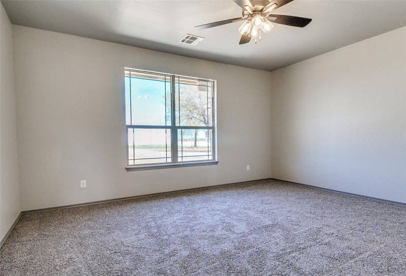 4 Bedrooms Bedrooms, ,3 BathroomsBathrooms,Residential,Single Family,870,1,131941