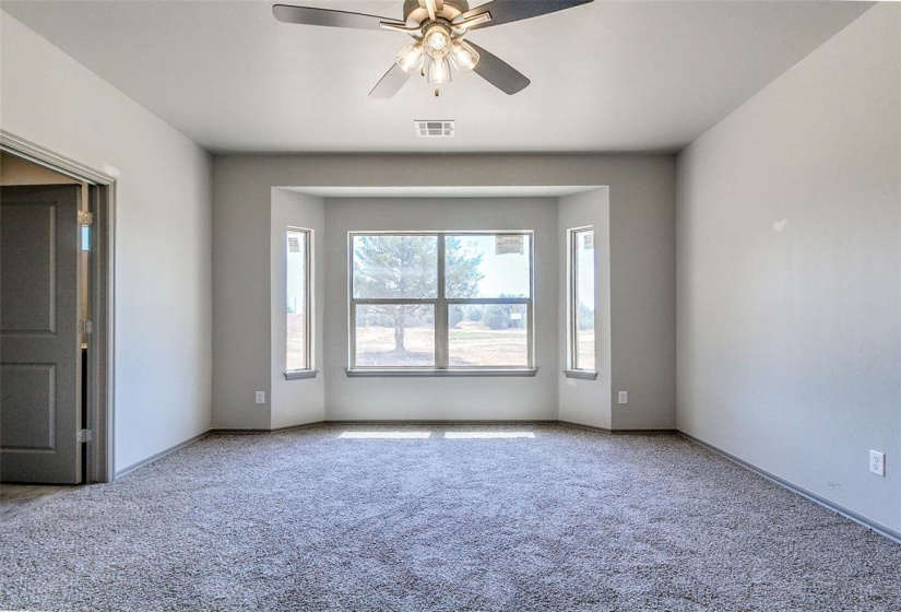 4 Bedrooms Bedrooms, ,3 BathroomsBathrooms,Residential,Single Family,870,1,131941