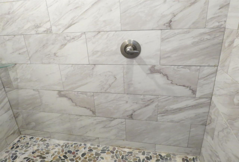 3 Bedrooms Bedrooms, ,2 BathroomsBathrooms,Residential,Single Family,19th,1.5,131947