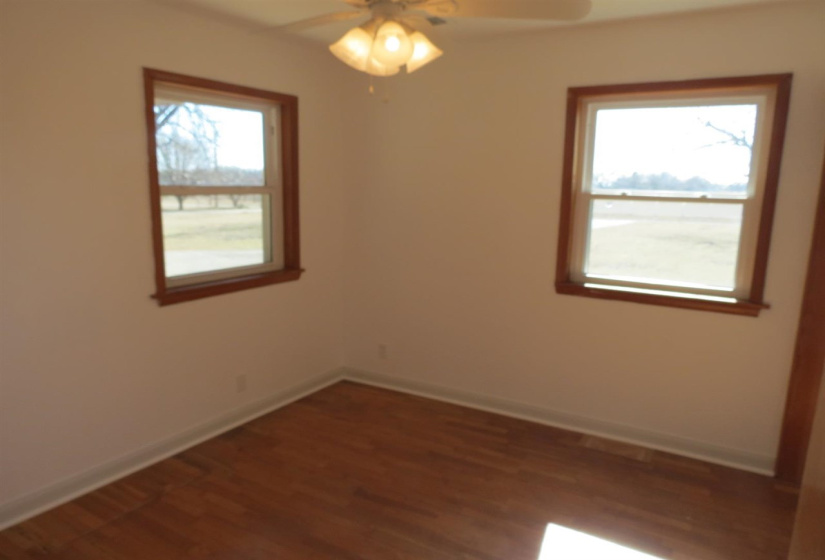 3 Bedrooms Bedrooms, ,2 BathroomsBathrooms,Residential,Single Family,19th,1.5,131947