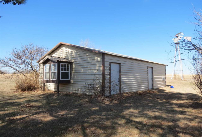 3 Bedrooms Bedrooms, ,2 BathroomsBathrooms,Residential,Single Family,19th,1.5,131947
