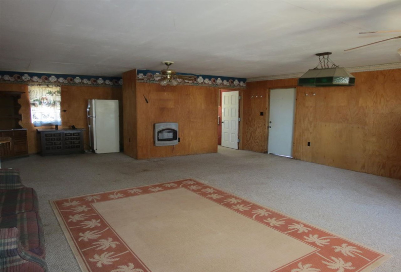 3 Bedrooms Bedrooms, ,2 BathroomsBathrooms,Residential,Single Family,19th,1.5,131947