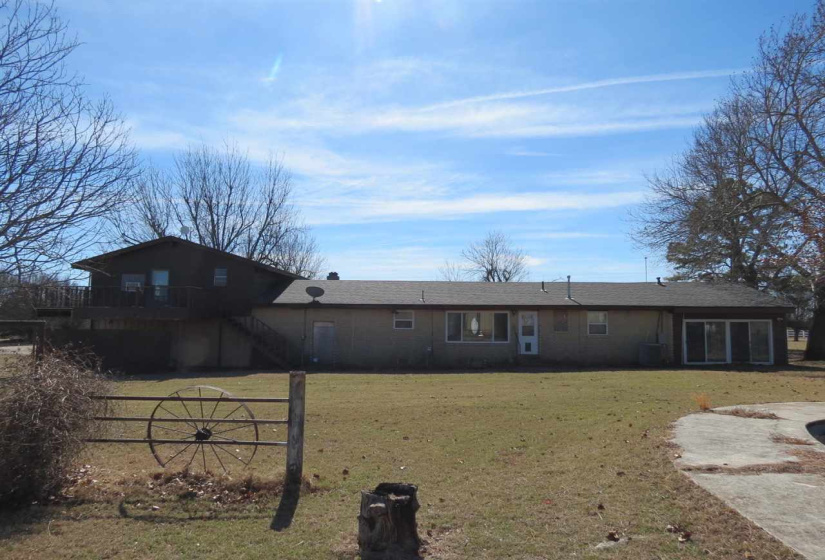 3 Bedrooms Bedrooms, ,2 BathroomsBathrooms,Residential,Single Family,19th,1.5,131947
