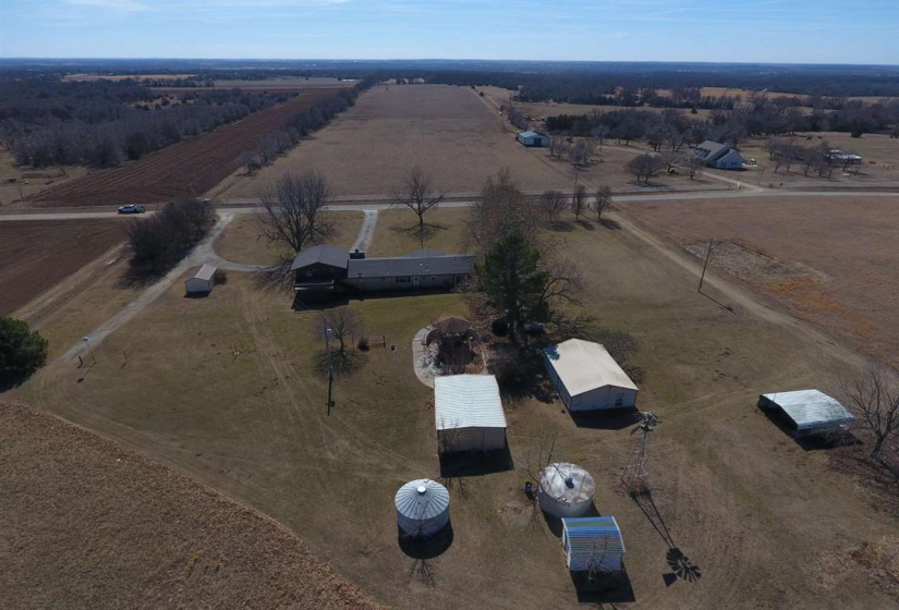 3 Bedrooms Bedrooms, ,2 BathroomsBathrooms,Residential,Single Family,19th,1.5,131947