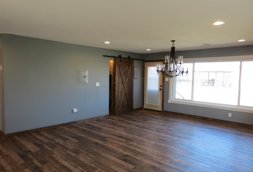 3 Bedrooms Bedrooms, ,2 BathroomsBathrooms,Residential,Single Family,19th,1.5,131947