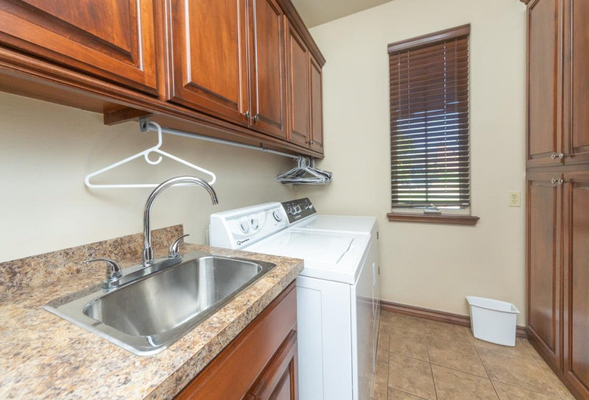 5 Bedrooms Bedrooms, ,3 BathroomsBathrooms,Residential,Single Family,Falls,1.5,131950